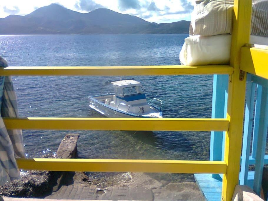 The Yellow Boat House Klima  Extérieur photo